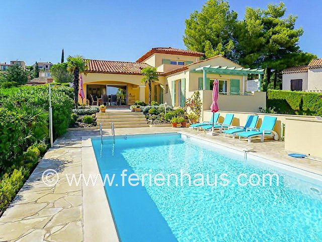 Ferienhaus Provence mit Pool, Meerblick, Hund erlaubt, für 6 Personen
