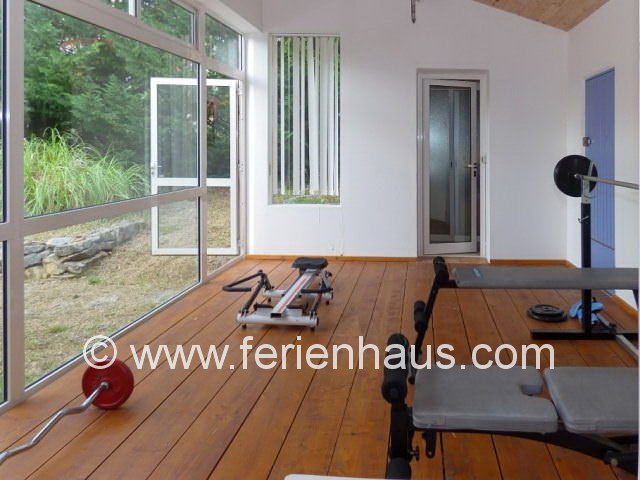 Fitnessraum - Ferienhaus mit Pool im Hinterland der Küste in Flayosc - PRV065