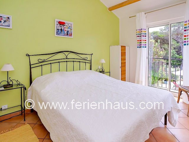 Ferienhaus Südfrankreich, privater Pool, moderne Schlafzimmer