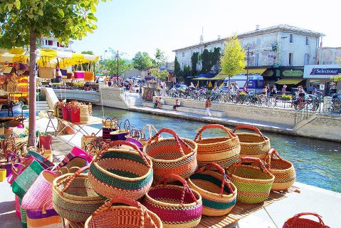 Der berühmte Sonntagsmarkt in Isle sur la Sorgue